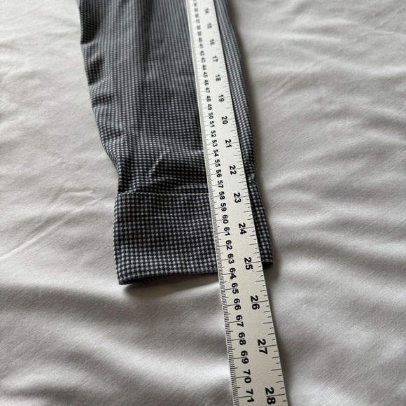 Awearness by Kenneth Cole Men's Geometric Mini Check Button Up Shirt Gray 15.5 - Picture 10 of 13